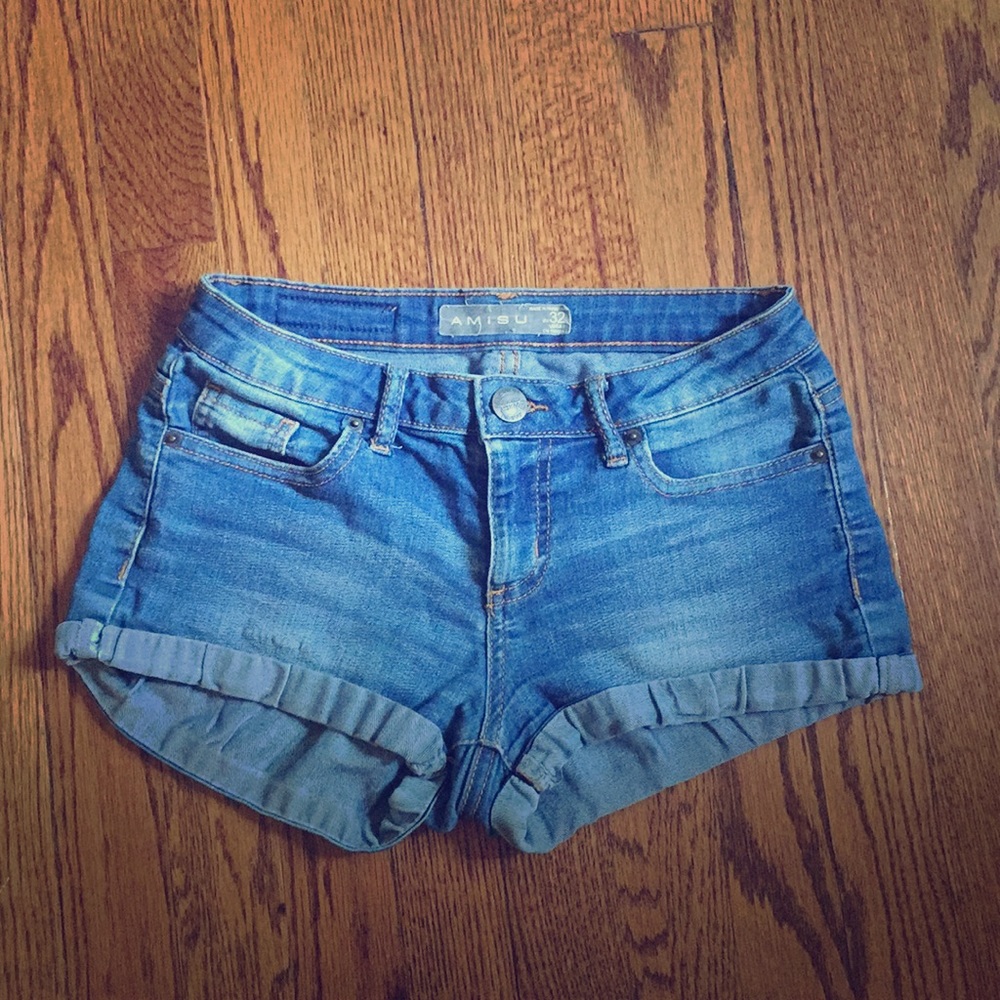 Bleu denim shorts
